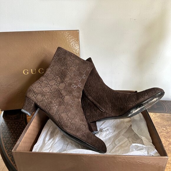 GUCCI CHOCOLAT SUEDE ANTIGUA MONOGRAM BOOTIES - Picture 1 of 11